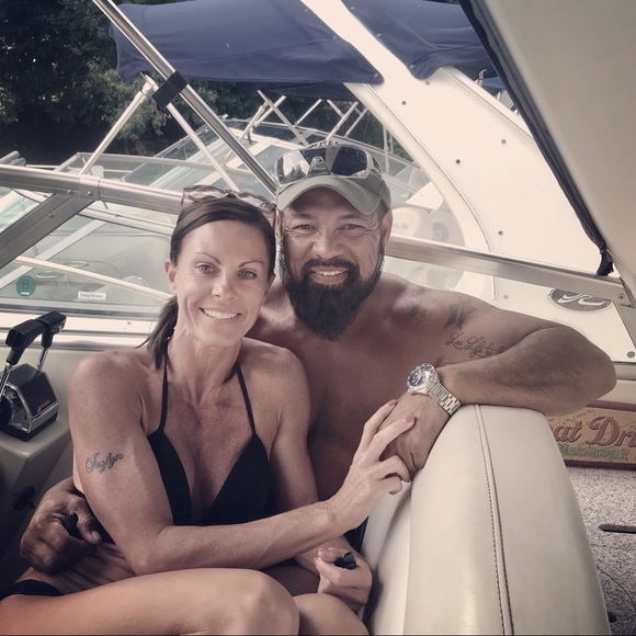 Meet your Posher, Niki - Picture 3 of 4